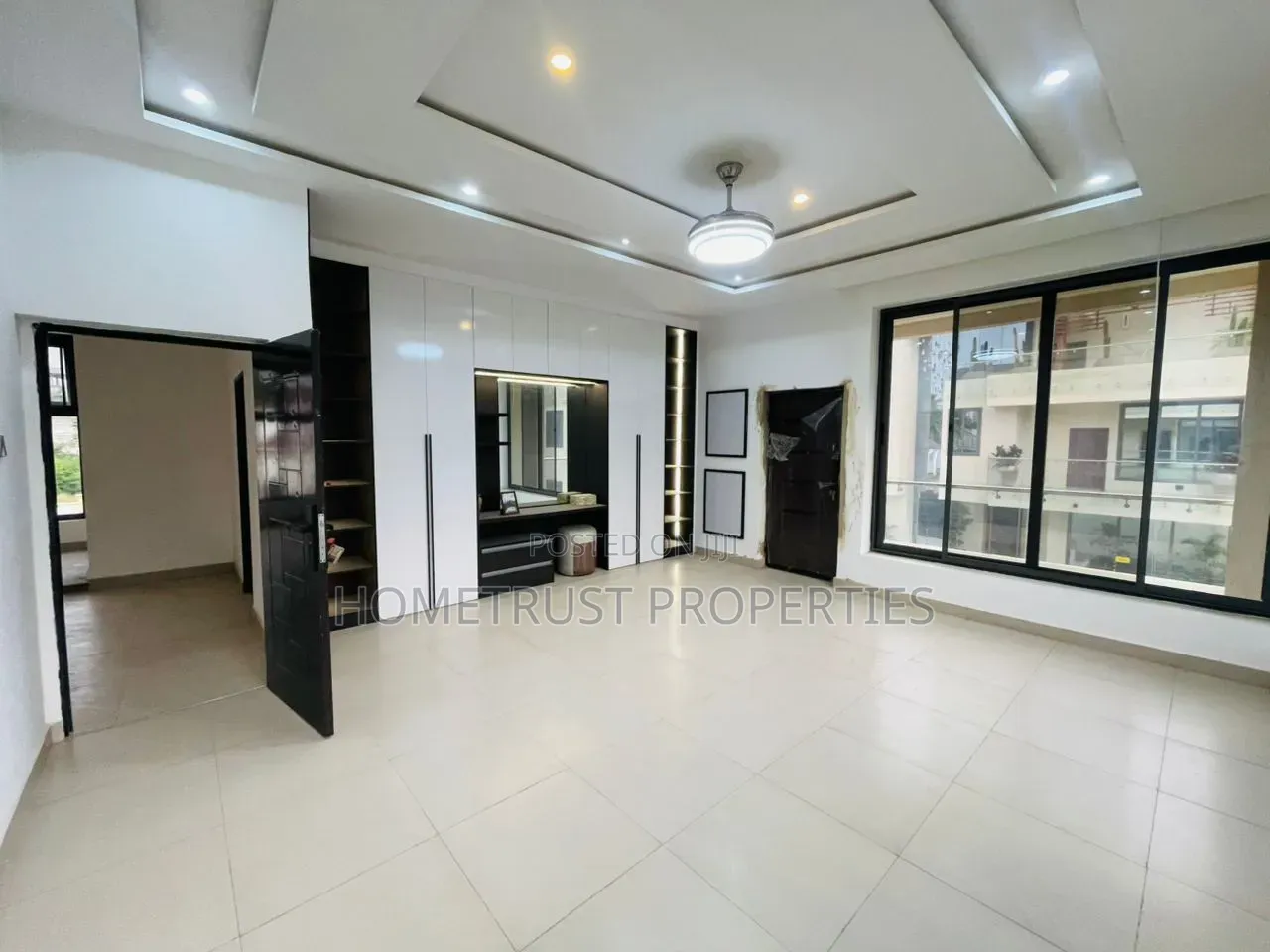 5bdrm Duplex in Roman Ridge, Police Station for sale