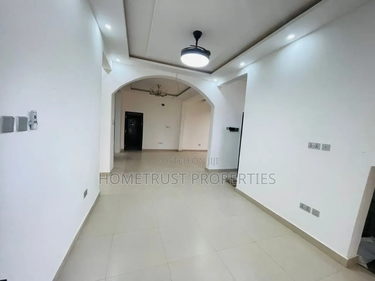 5bdrm Duplex in Roman Ridge, Police Station for sale