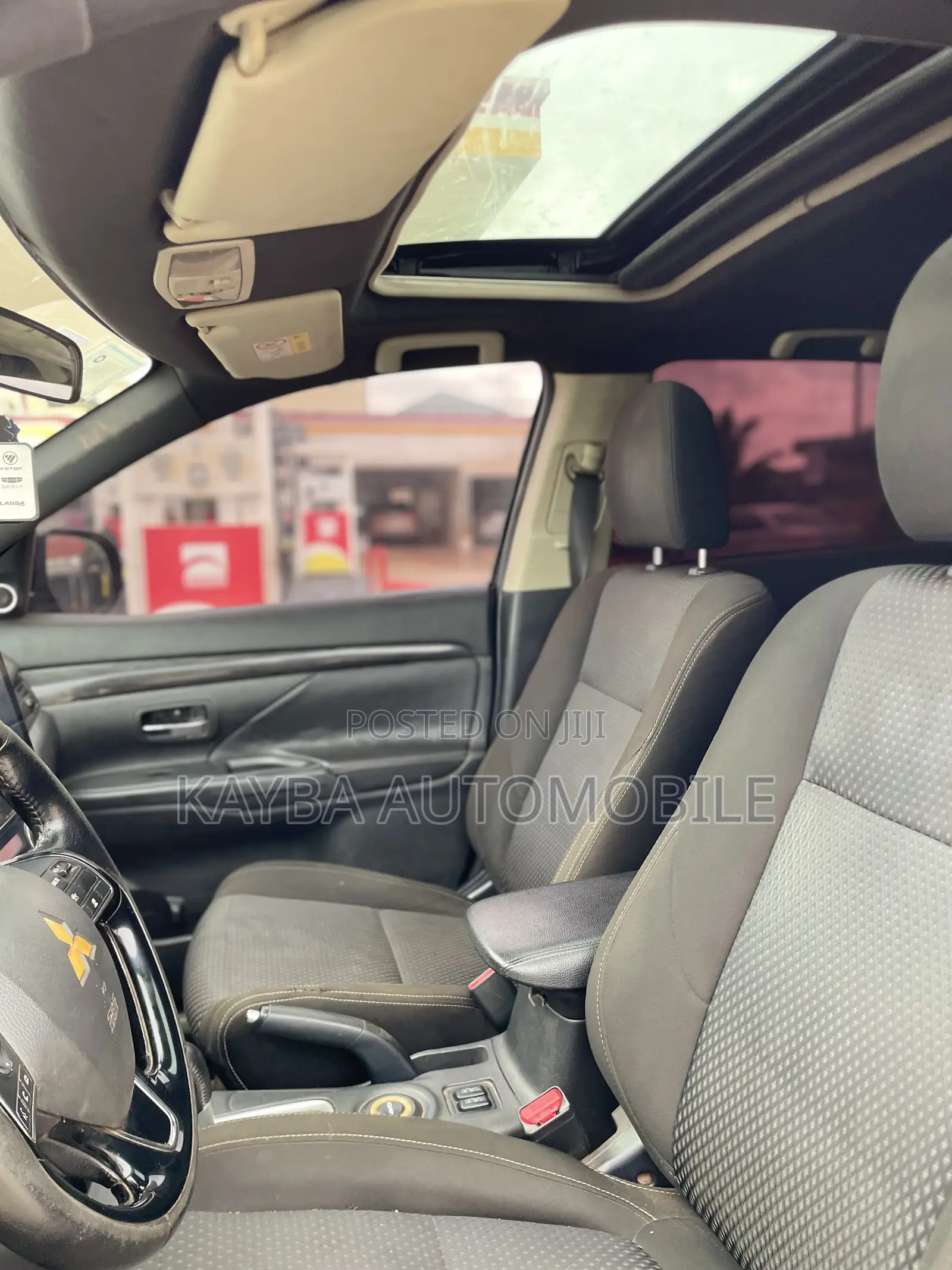 Mitsubishi Outlander 2016 Black