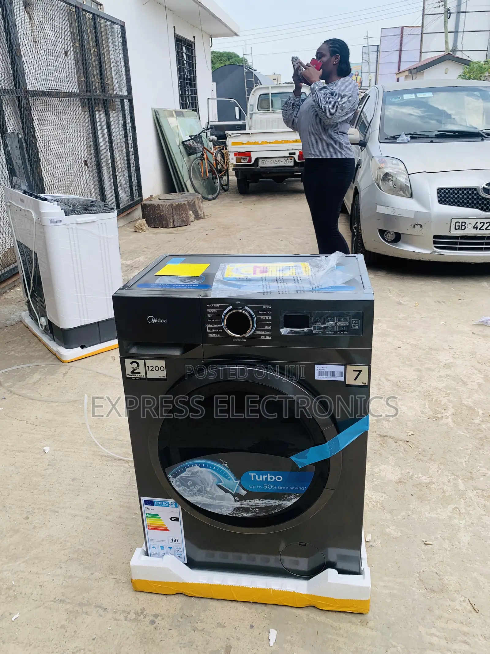 Full Auto Midea 7kg Front Load