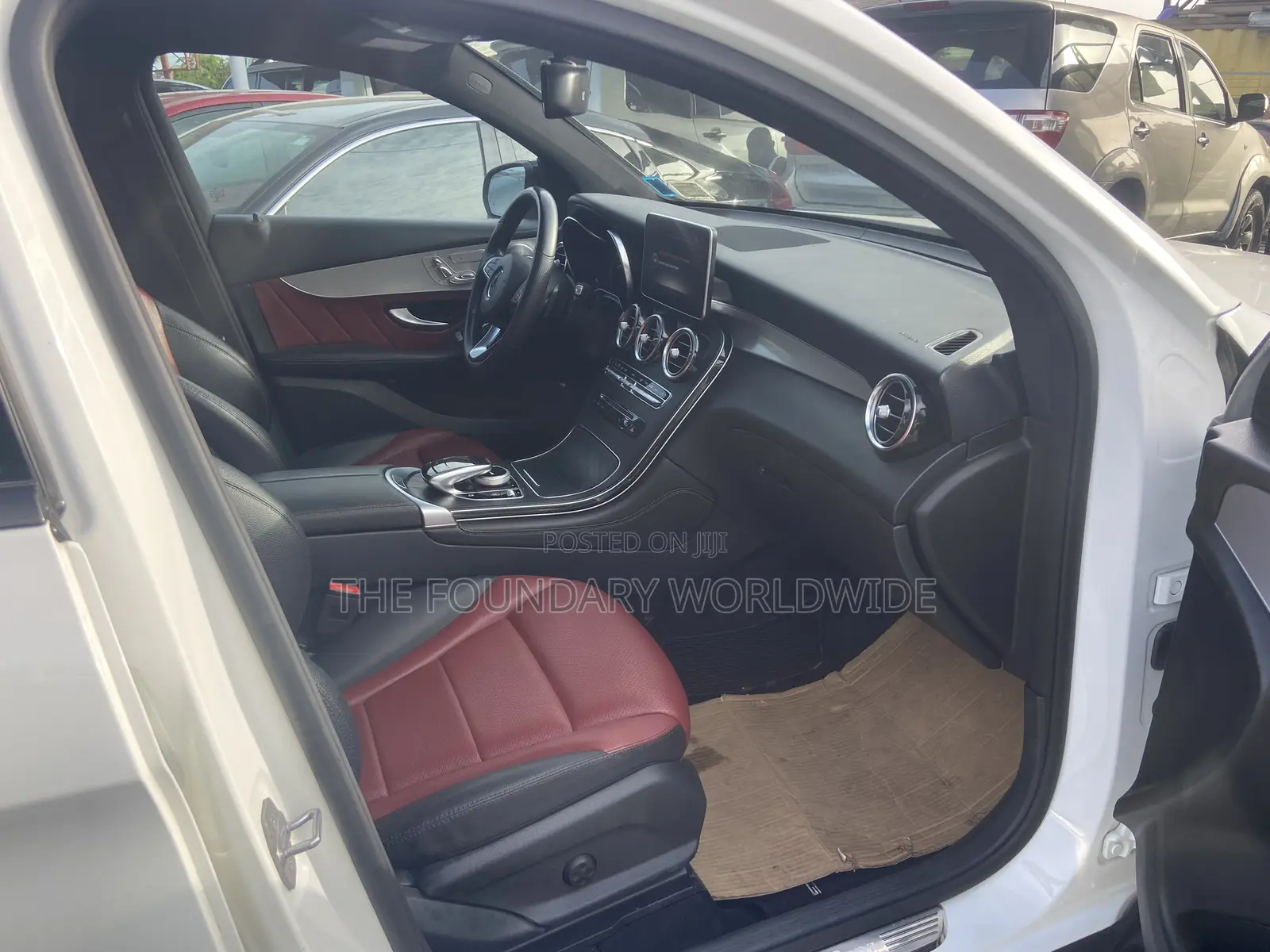 Mercedes-Benz GLC-Class 2019 White