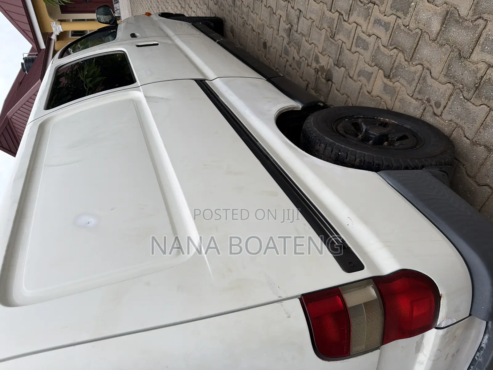 Toyota HiAce 1999 White