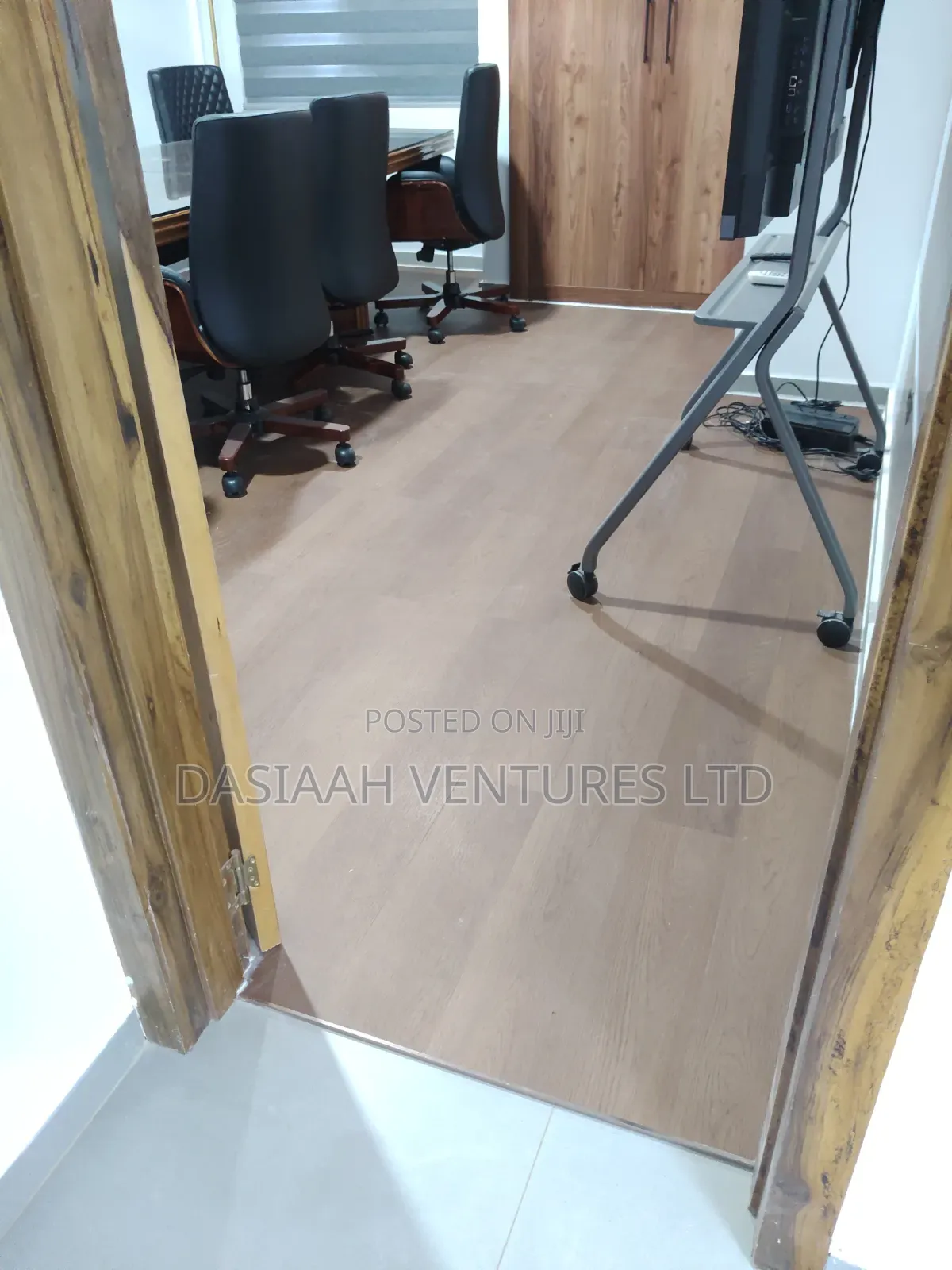 Wall Painting and Flooring