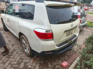 Toyota Highlander 2012 White