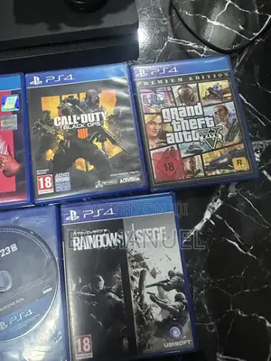 Ps4 Slim With 5 Games
