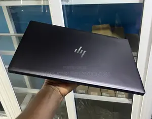 Laptop HP Envy 15-ep0xxx 8GB AMD Ryzen 7 SSD 512GB