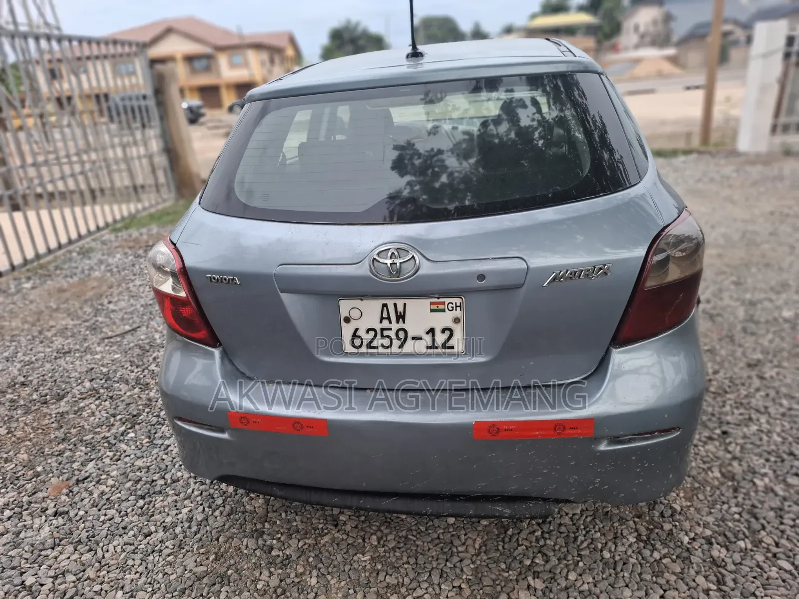 Toyota Matrix Hatchback FWD (1.8L 4cyl 5M) 2010 Blue