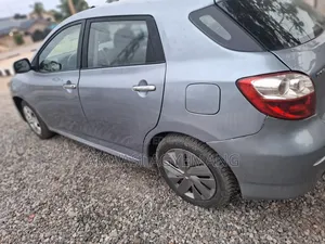 Toyota Matrix Hatchback FWD (1.8L 4cyl 5M) 2010 Blue