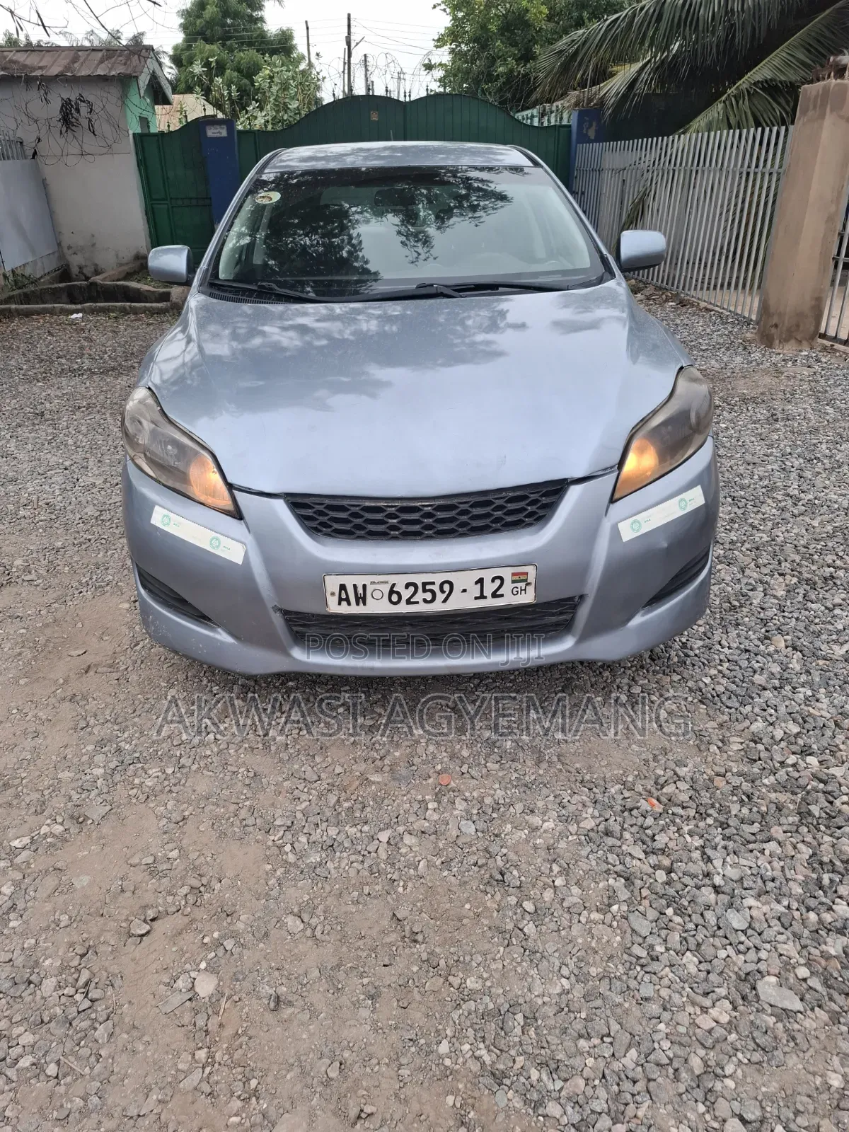 Toyota Matrix Hatchback FWD (1.8L 4cyl 5M) 2010 Blue