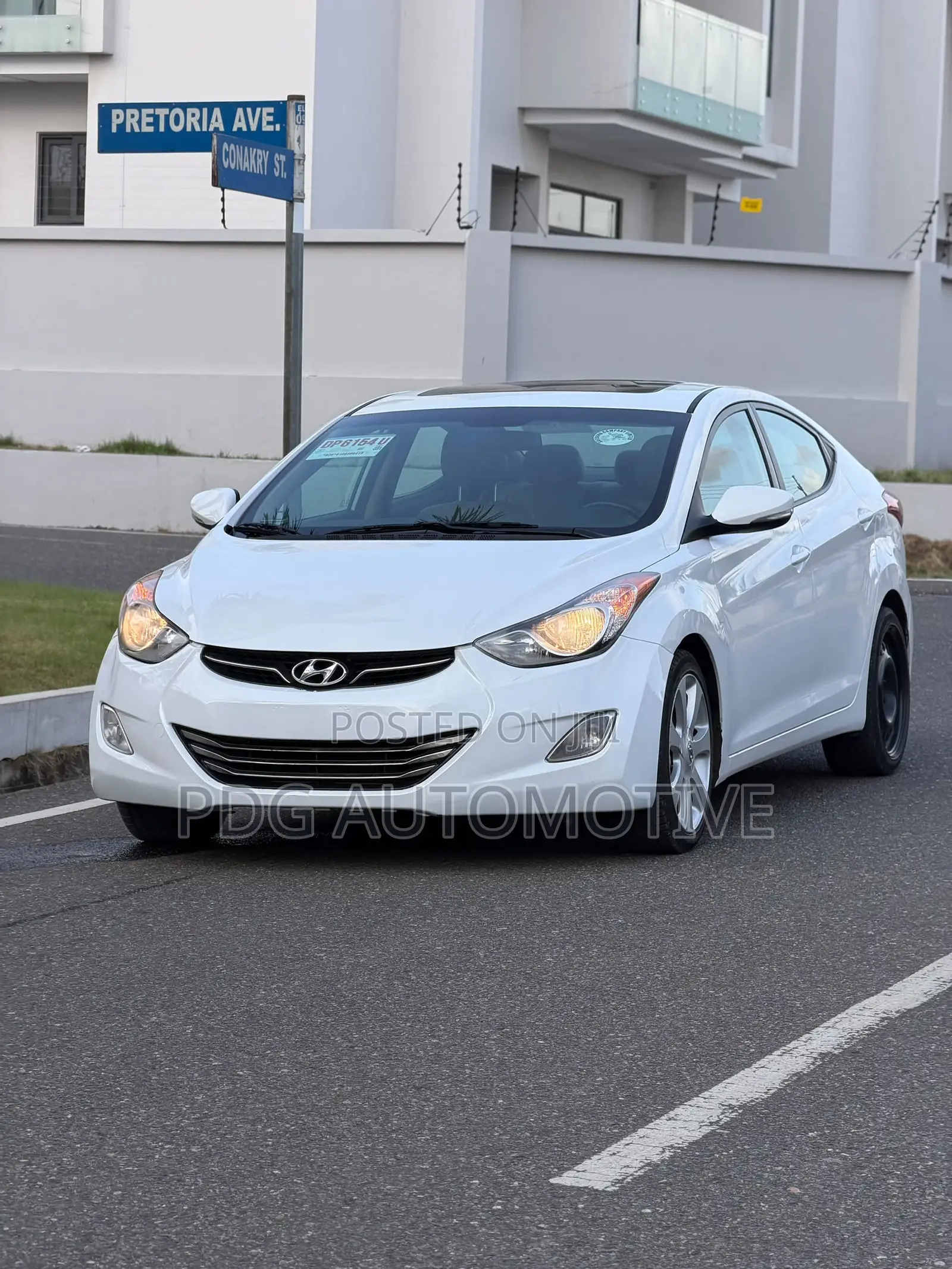 Hyundai Elantra 2013 White