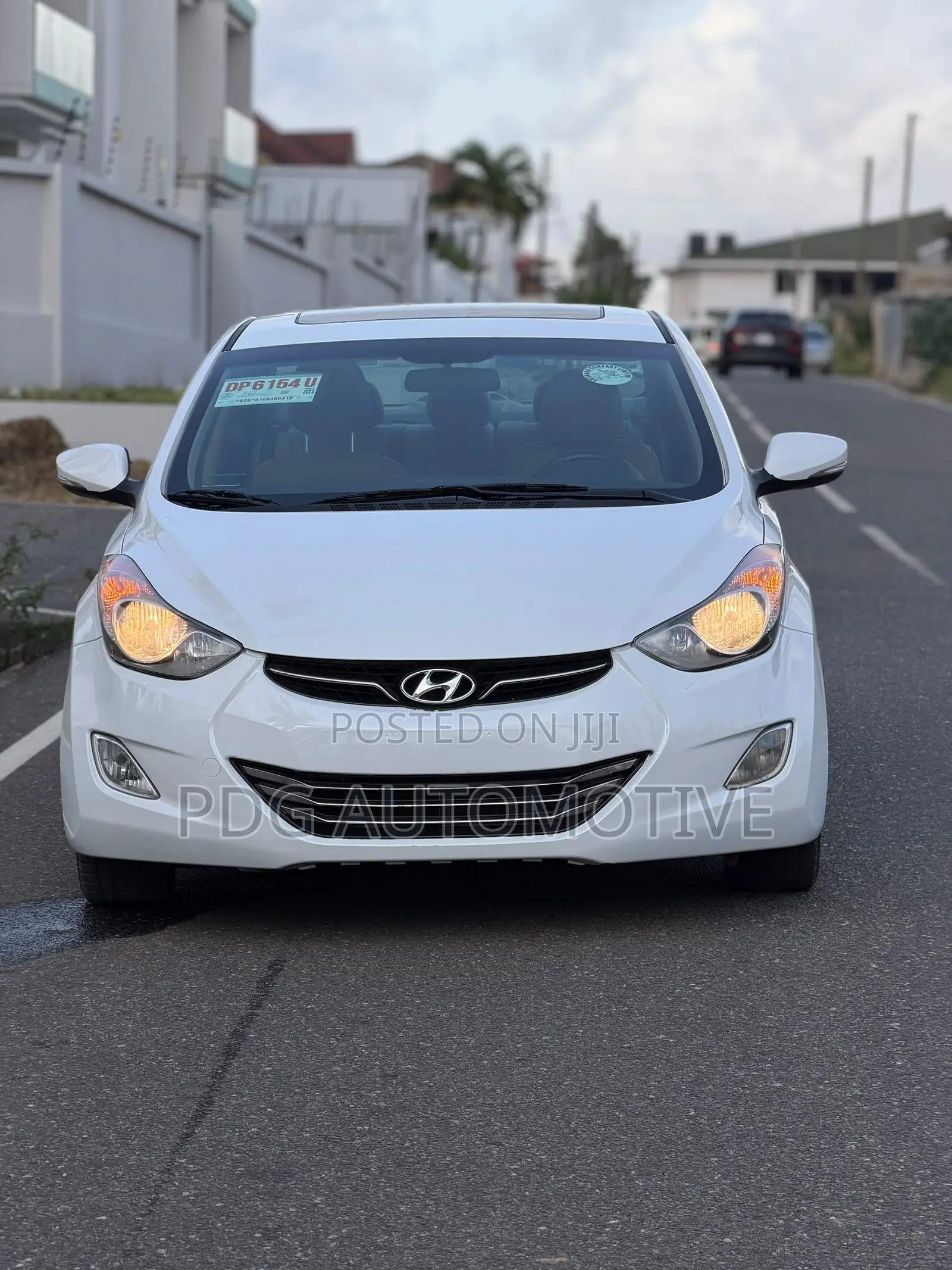 Hyundai Elantra 2013 White