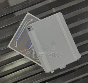 Apple iPad Pro 13 (2024) 1 TB Gray