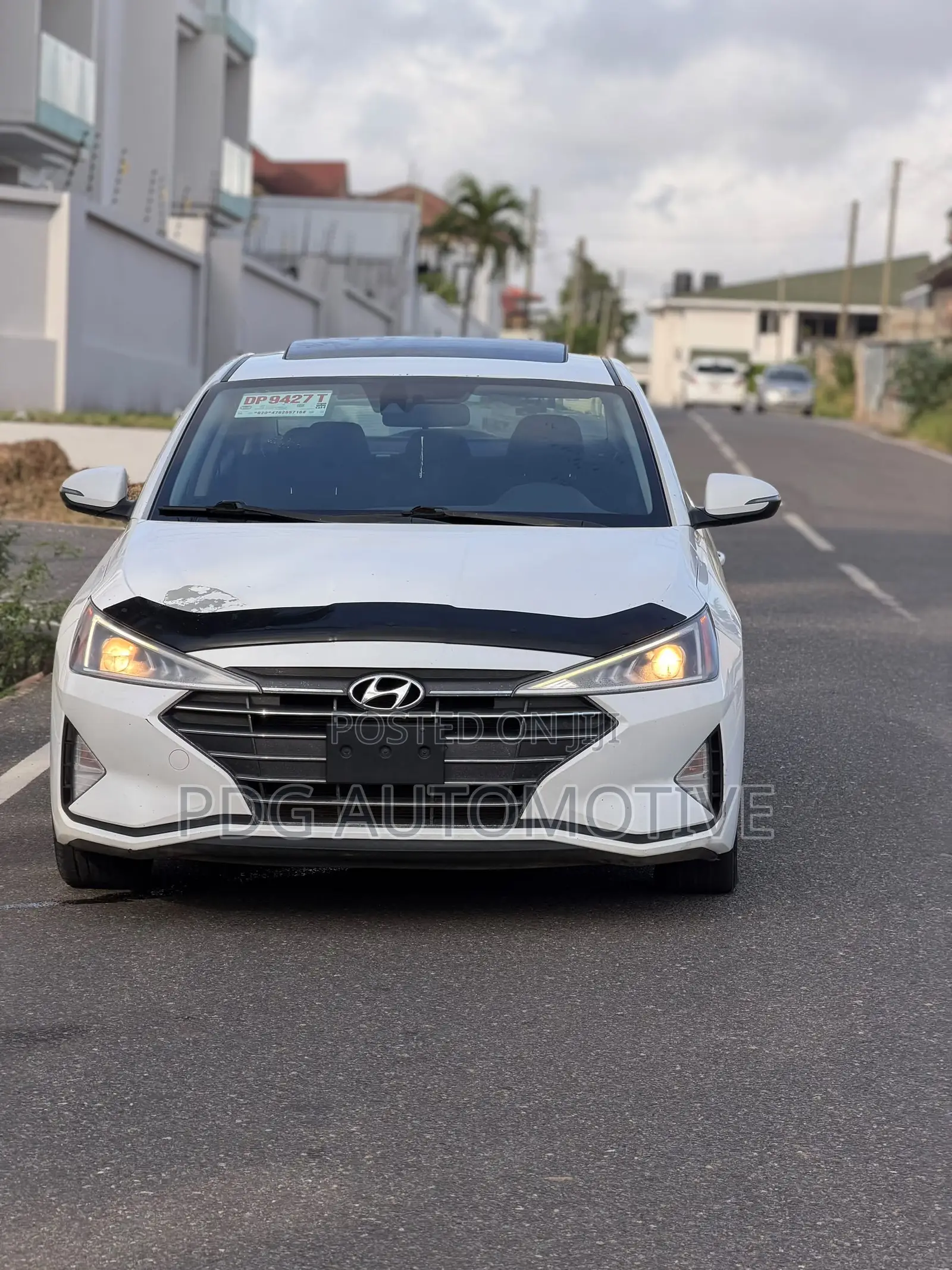 Hyundai Elantra 2019 White
