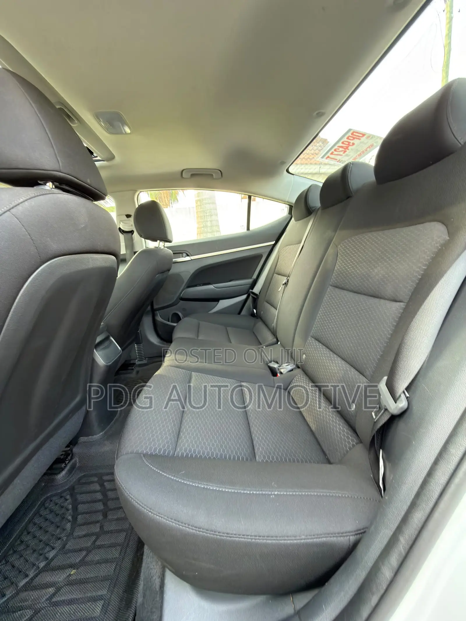 Hyundai Elantra 2019 White