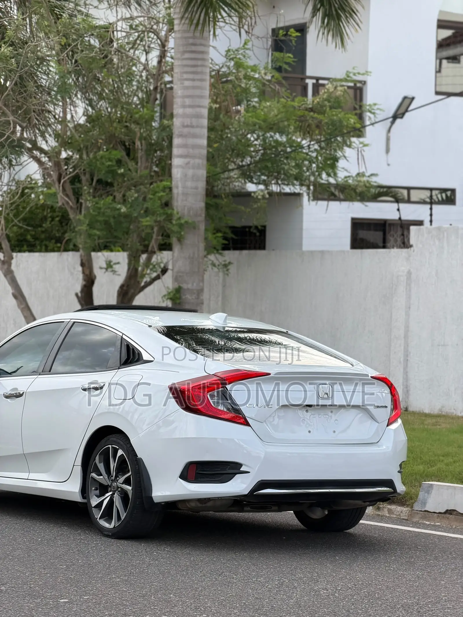 Honda Civic Touring Sedan 2020 White