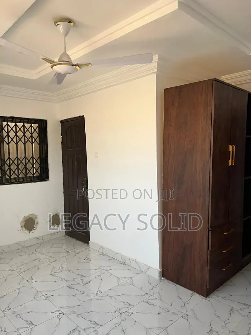 2bdrm Apartment in Legacy Solid Real, New Town for rent