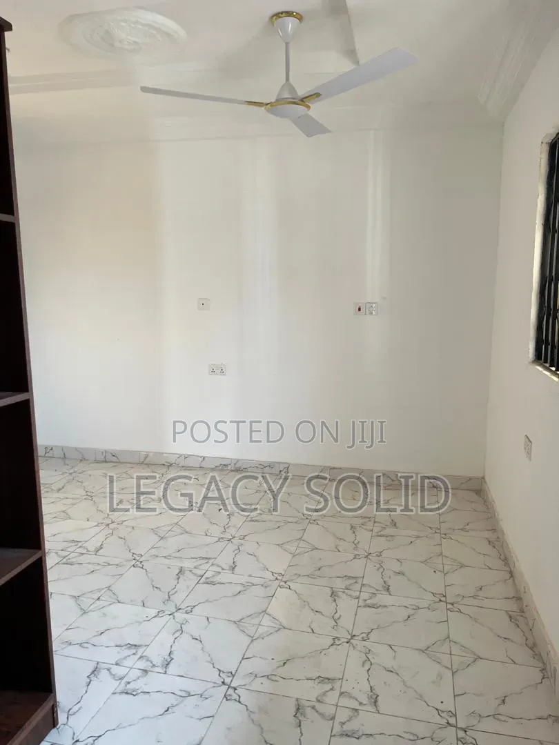 2bdrm Apartment in Legacy Solid Real, New Town for rent