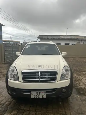 SsangYong Rexton 270 XDi Automatic 2008 White