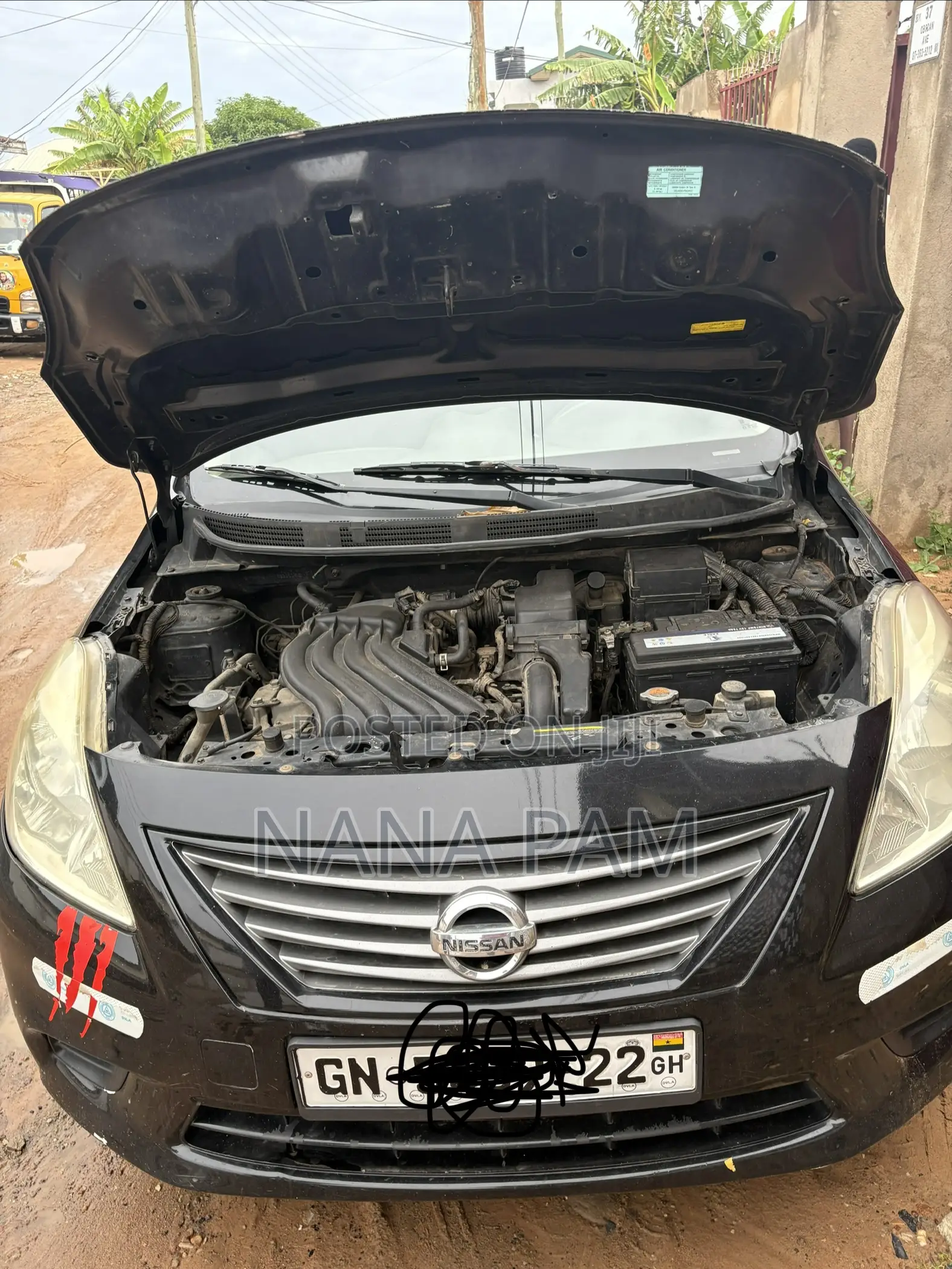 Nissan Sunny 2013 Black