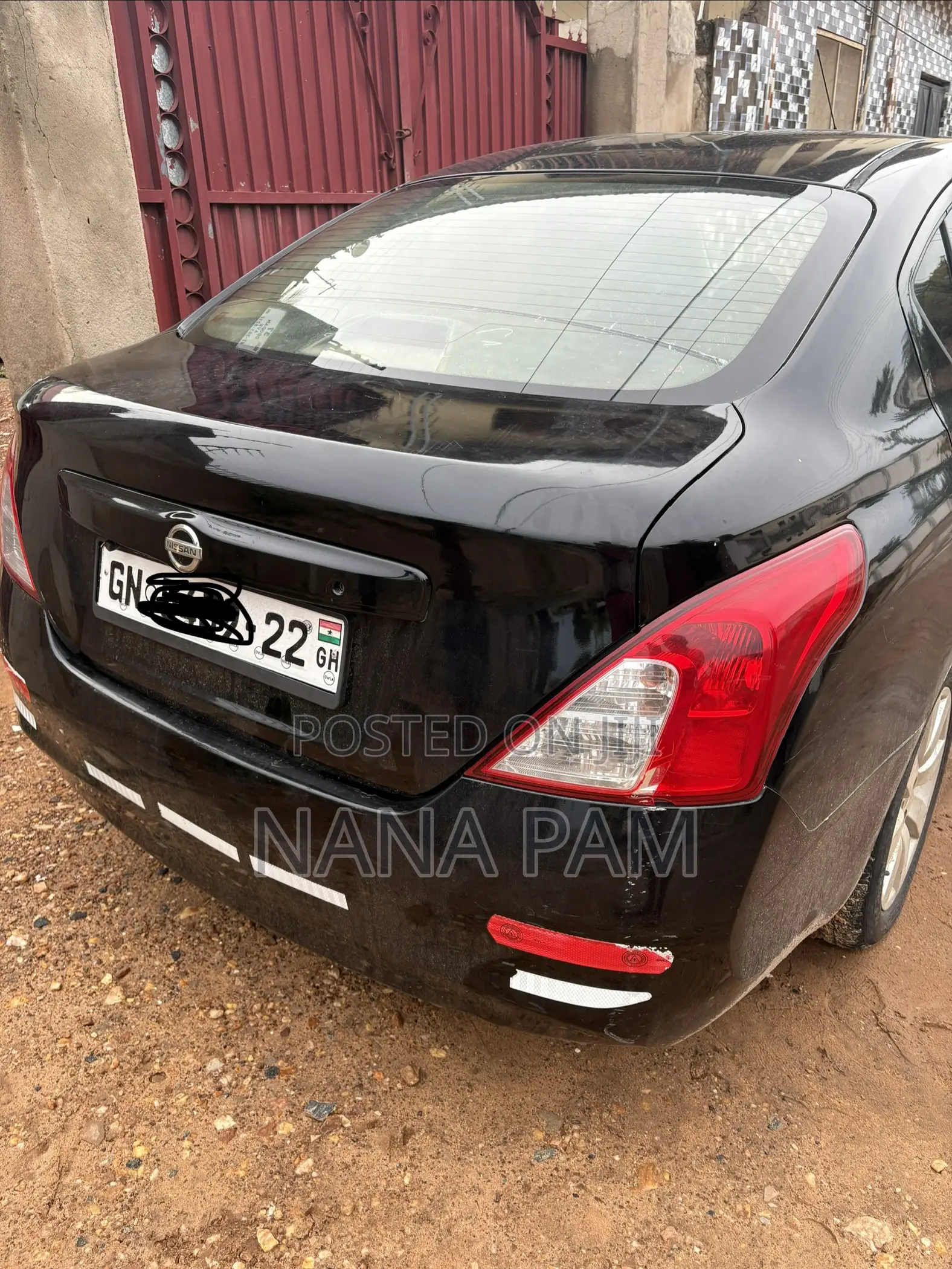 Nissan Sunny 2013 Black