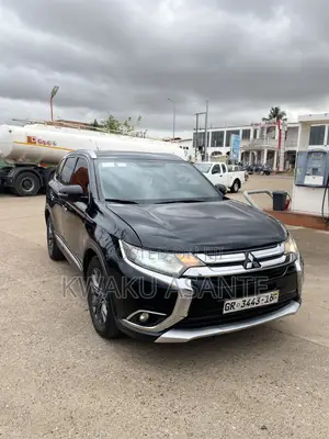 Mitsubishi Outlander 2016 Black