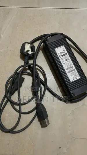 Xbox 360 Power Adapter
