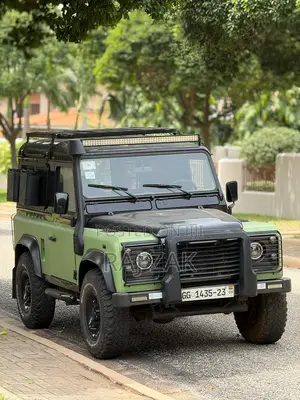 Land Rover Defender 1996 Green