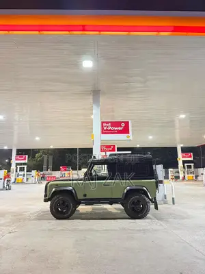 Land Rover Defender 1996 Green