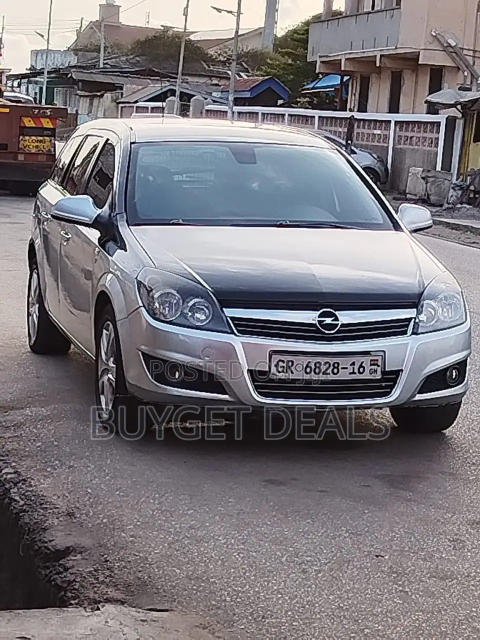 Opel Astra 1.4 Essentia 2011 Silver
