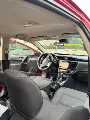 Toyota Corolla 2018 Red