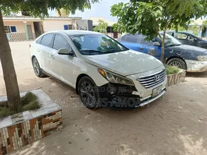 Hyundai Sonata 2015 White