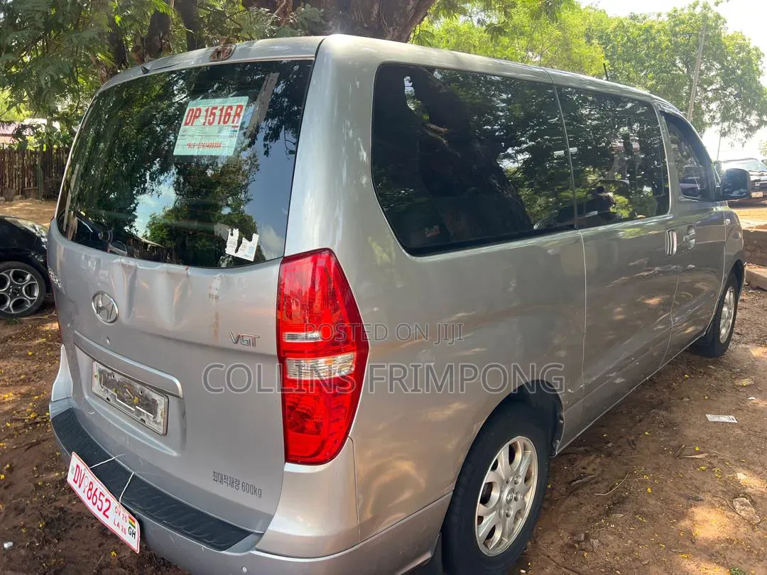 Hyundai Starex 2014 Silver