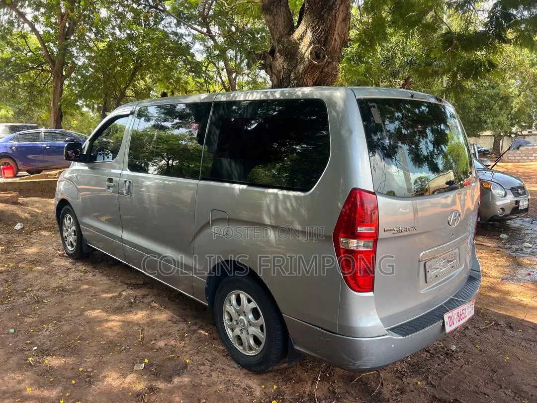 Hyundai Starex 2014 Silver
