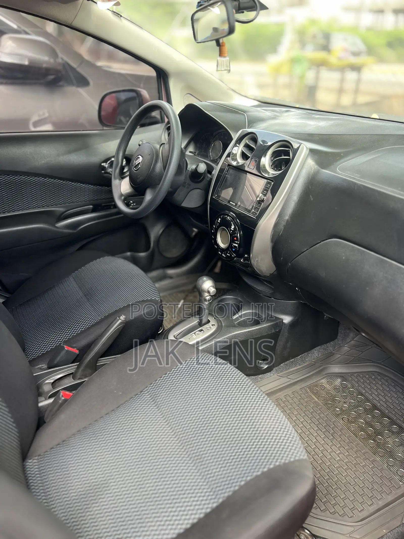 Nissan Note 1.2 Petrol 2016 Pink