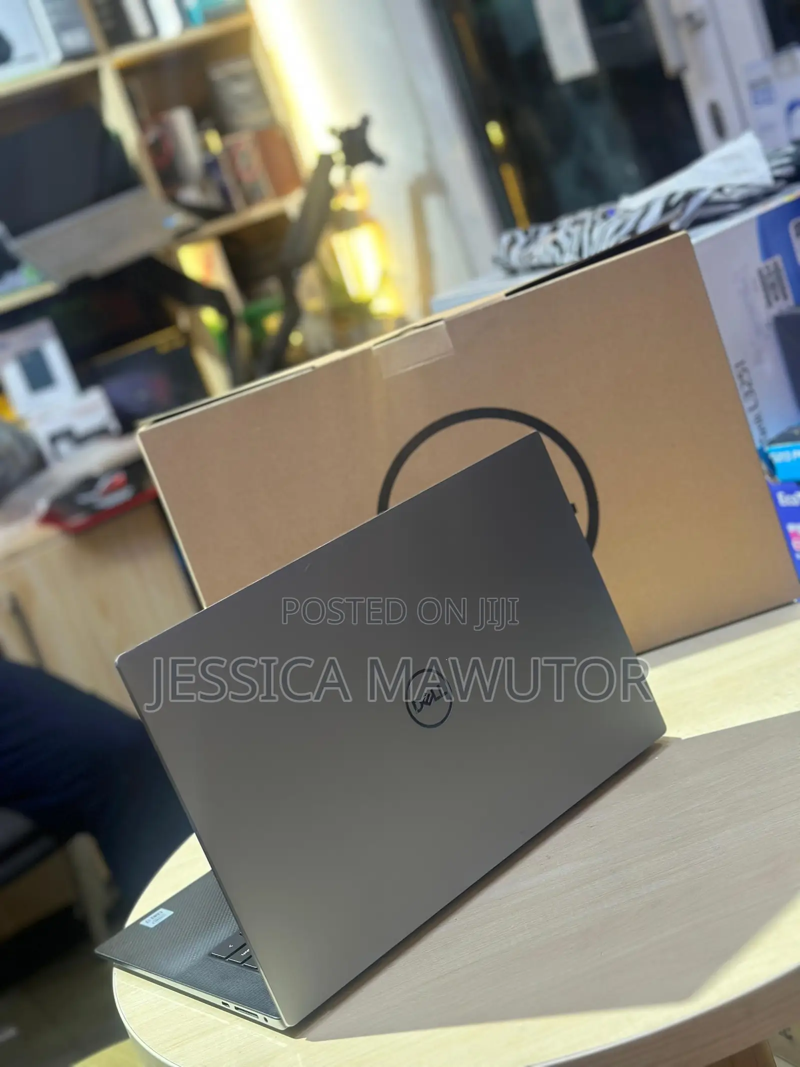 New Laptop Dell 16GB Intel Core i7 SSD 512GB