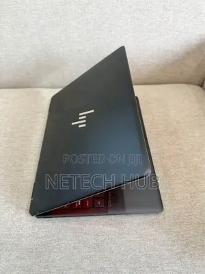 New Laptop HP Spectra 13 16GB Intel Core i5 SSD 512GB