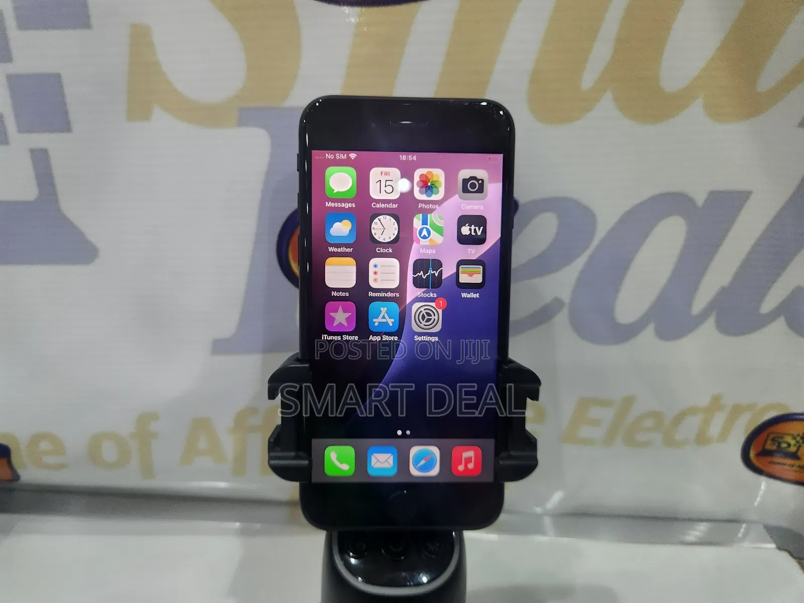 Apple iPhone SE 64 GB Black
