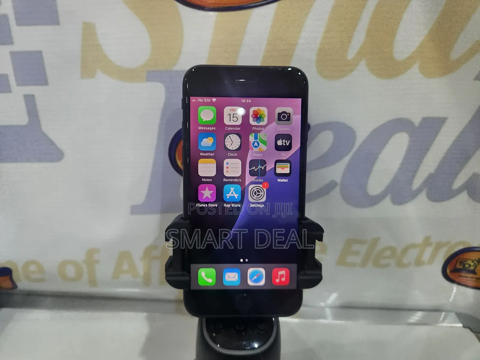 Apple iPhone SE 64 GB Black