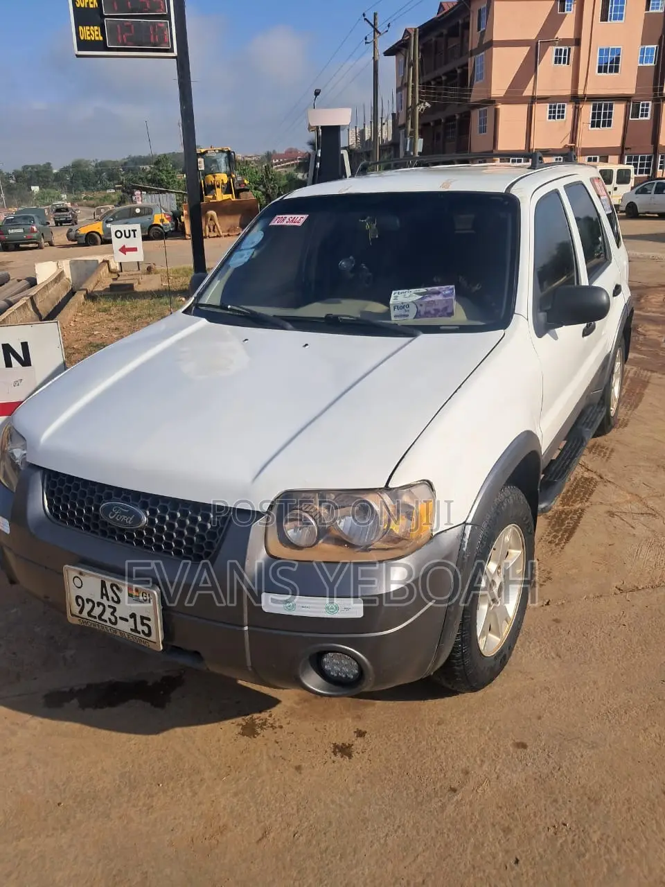 Ford Escape 2002 White