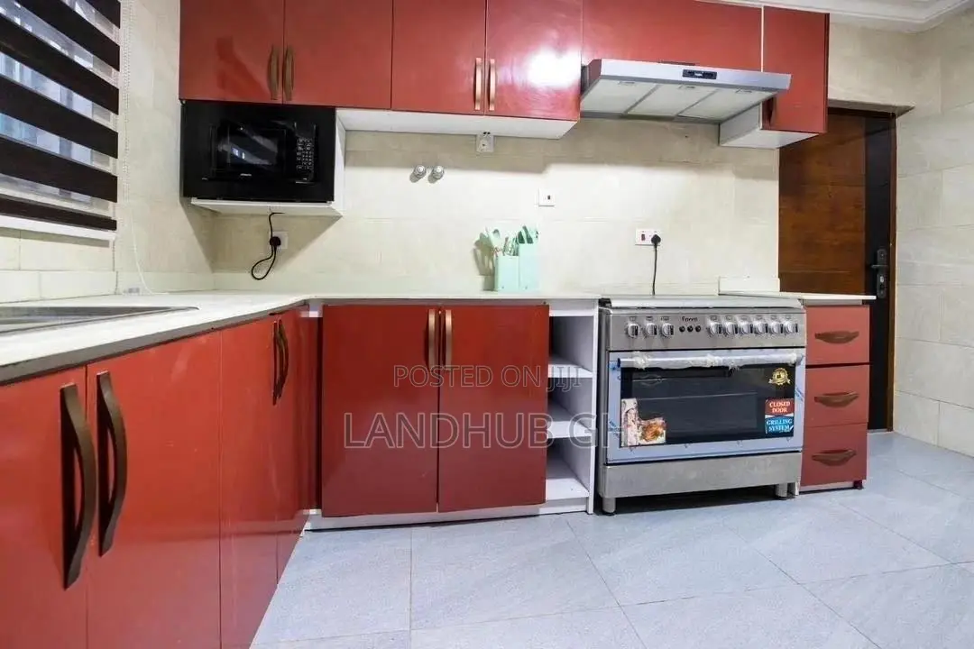 Furnished 6bdrm House in Police Station for rent