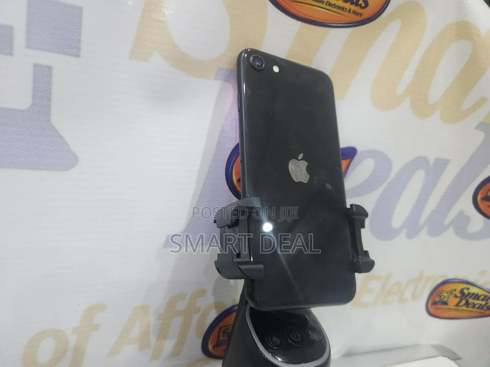 Apple iPhone SE 64 GB Black