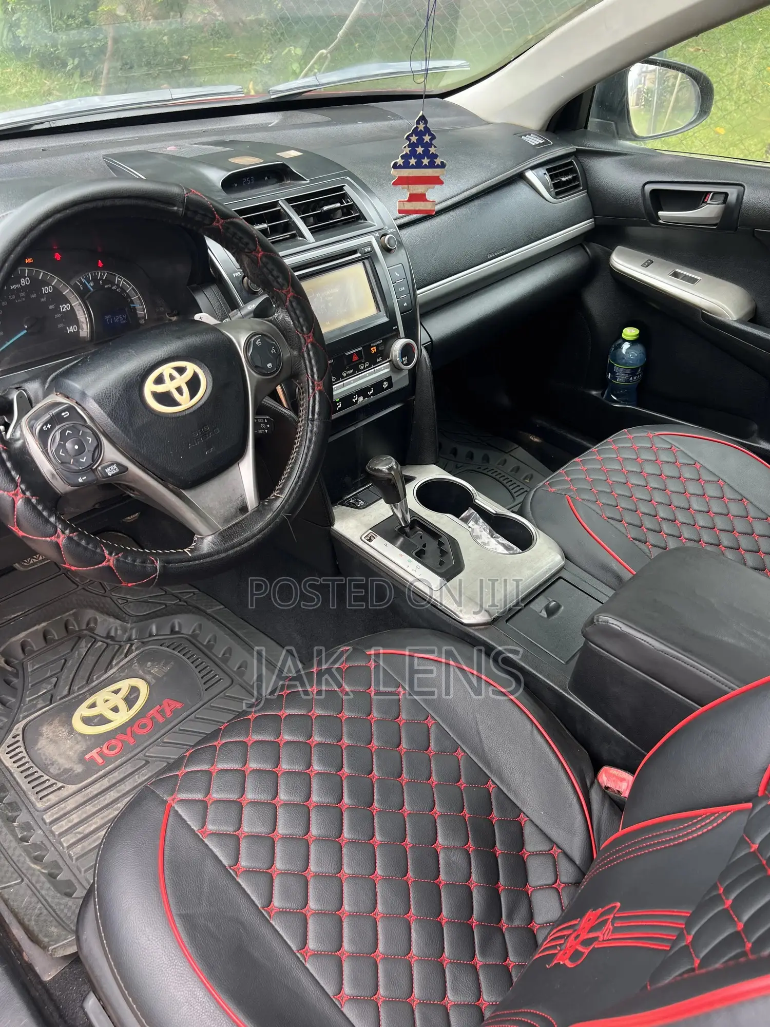 Toyota Camry SE 4dr Sedan (2.5L 4cyl 6A) 2014 Red