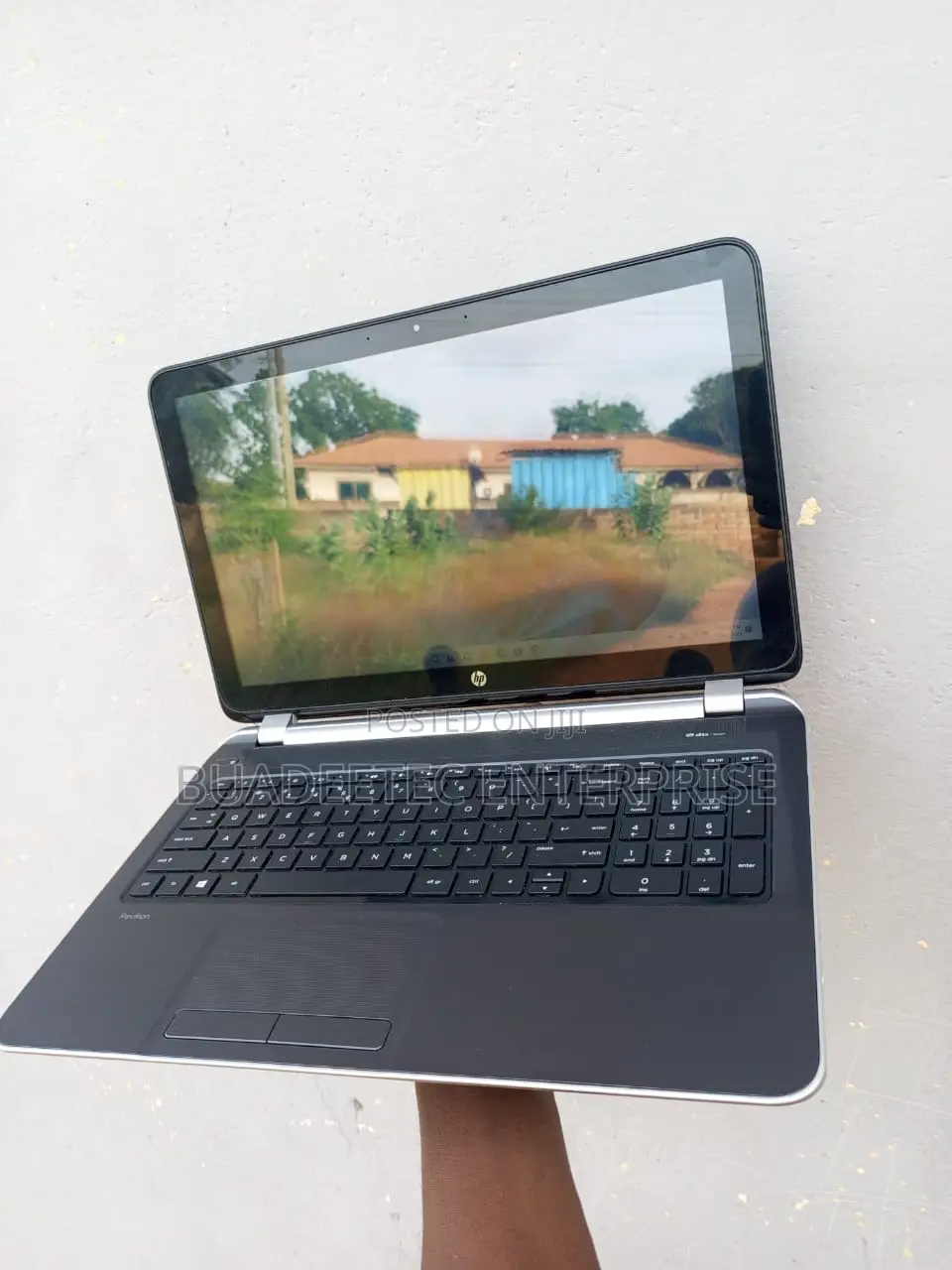 Laptop HP Pavilion TouchSmarT 15 6GB AMD A4 HDD 500GB