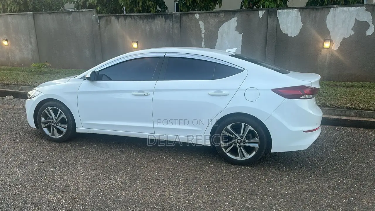 Hyundai Avante 2017 White
