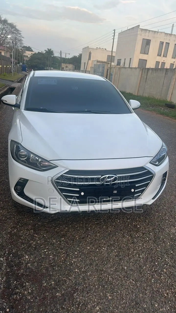 Hyundai Avante 2017 White