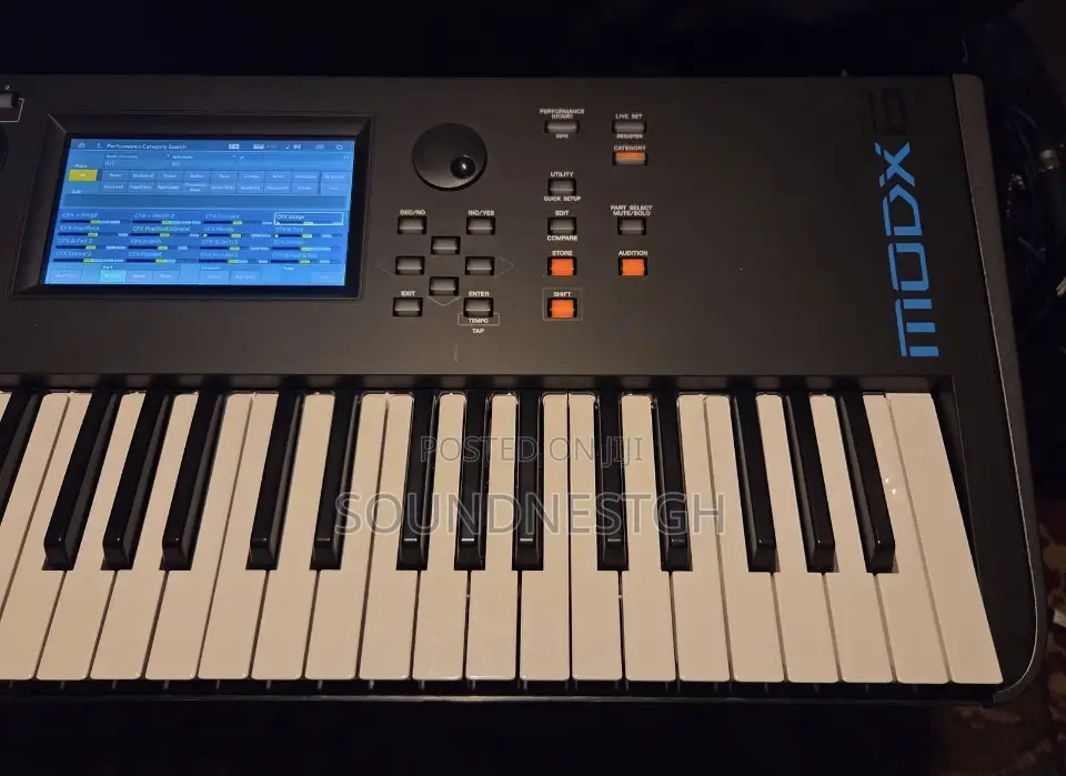 Yamaha Modx6