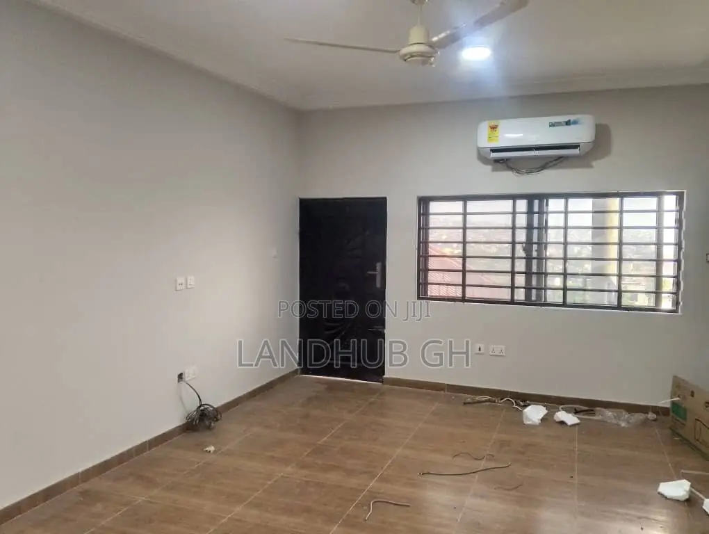 2bdrm Apartment in West Hills Mall Area for rent