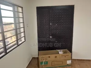 2bdrm Apartment in West Hills Mall Area for rent