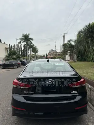 Hyundai Elantra Value Edition 2018 Black