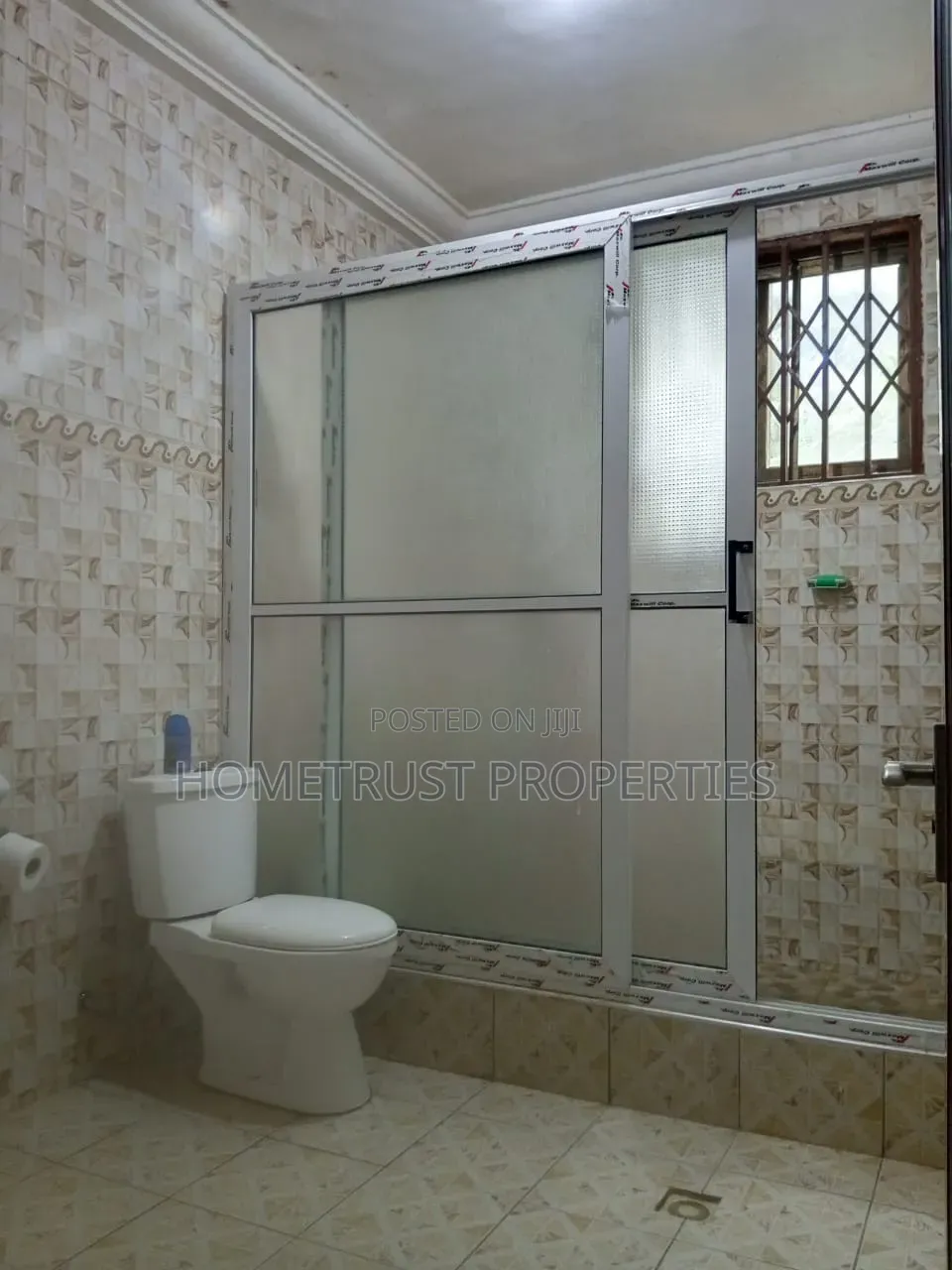 6bdrm Duplex in Pokuase Amanfrom for sale
